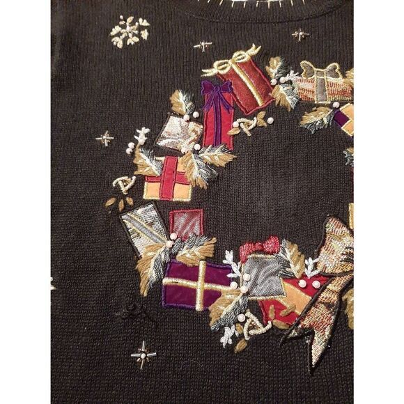Small Victoria Jones Christmas Holiday Embellish Wreath Knit Sweater Long Sleeve - Picture 6 of 10